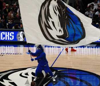 MAVSvsHAWKS-2