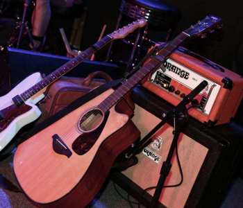 The-Straits-9